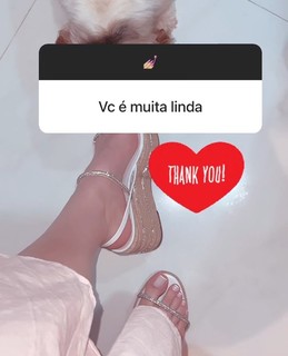 Isa Pes feet photo thumbnail