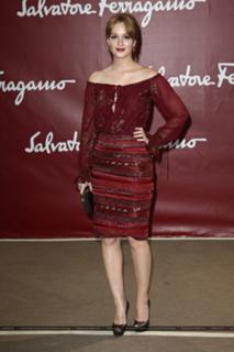 Leighton Meester feet photo thumbnail