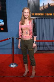 Leighton Meester feet photo thumbnail
