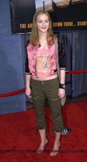 Leighton Meester feet photo thumbnail