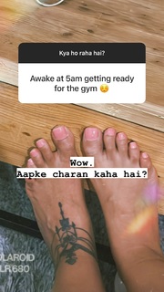 Sonakshi Sinha feet photo thumbnail