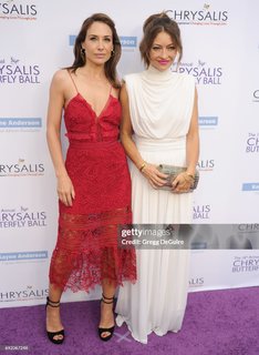Claire Forlani feet photo 4