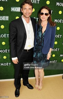 Claire Forlani feet photo 2