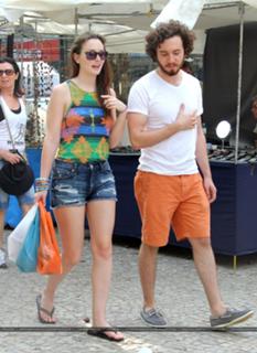 Leighton Meester feet photo thumbnail