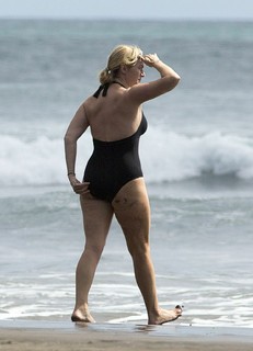 Kate Winslet feet photo thumbnail