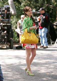 Leighton Meester feet photo thumbnail