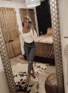 Paige VanZant feet photo thumbnail
