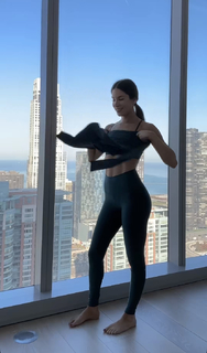 Jen Selter feet photo thumbnail