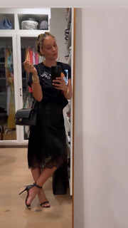 Tia Mowry feet photo thumbnail