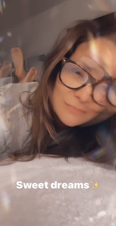 Constance Marie feet photo thumbnail