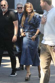 Sofía Vergara feet photo thumbnail