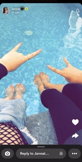 Jannat Zubair Rahmani feet photo thumbnail