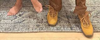 Tia Mowry feet photo thumbnail