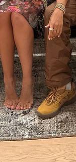 Tia Mowry feet photo thumbnail