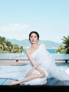 Mi Yang feet photo thumbnail