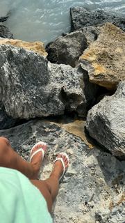 Rocsi Diaz feet photo thumbnail