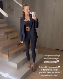 Karolina Pisarek feet photo thumbnail