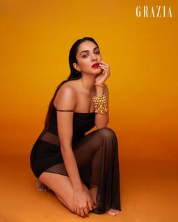 Kiara Advani feet photo thumbnail
