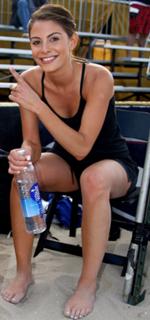 Maria Menounos feet photo thumbnail