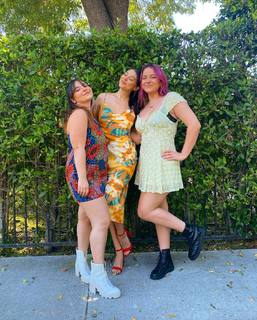 Kira Kosarin feet photo thumbnail
