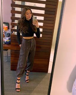Kira Kosarin feet photo thumbnail