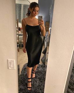 Kira Kosarin feet photo thumbnail
