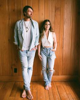Maren Morris feet photo thumbnail