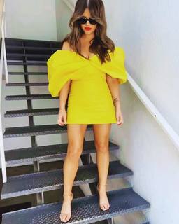 Maren Morris feet photo thumbnail
