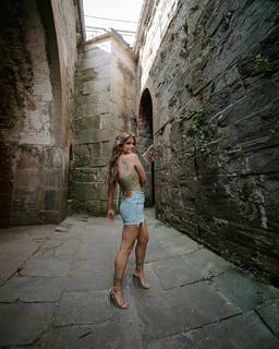 Maren Morris feet photo thumbnail