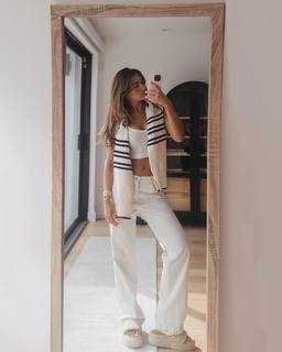 Vale Genta feet photo thumbnail