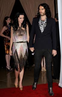Katy Perry feet photo thumbnail