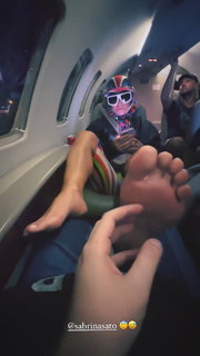 Sabrina Sato feet photo thumbnail