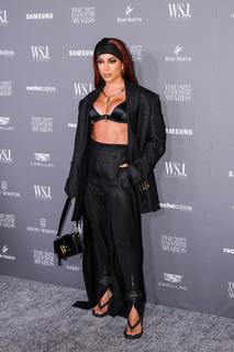 Anitta feet photo thumbnail