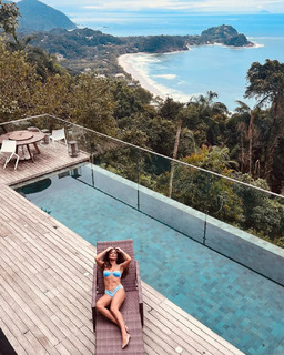 Juliana Paes feet photo thumbnail