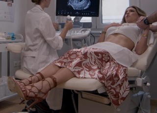 Athina Oikonomakou feet photo thumbnail