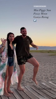 Cecily Strong feet photo 2