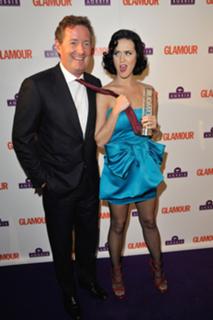 Katy Perry feet photo thumbnail