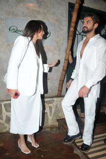 Sonakshi Sinha feet photo thumbnail