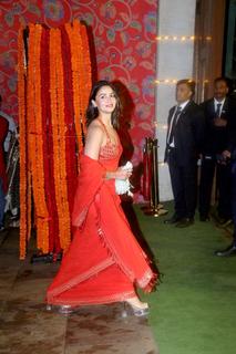 Alia Bhatt feet photo thumbnail