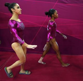Aly Raisman feet photo thumbnail