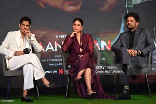Kareena Kapoor feet photo thumbnail