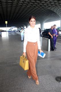 Shriya Saran feet photo thumbnail