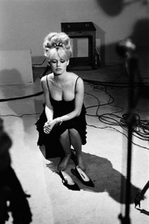 Brigitte Bardot feet photo thumbnail