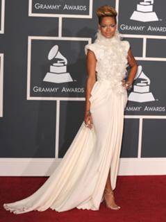 Rihanna feet photo thumbnail