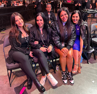 Megan Olivi feet photo thumbnail