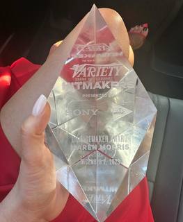Maren Morris feet photo thumbnail