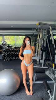 Jen Selter feet photo thumbnail
