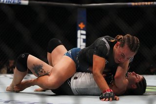 Miesha Tate feet photo thumbnail