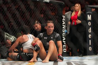 Miesha Tate feet photo thumbnail