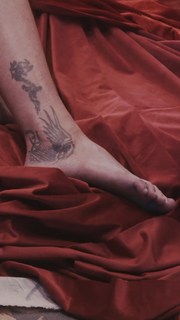 Federica Pellegrini feet photo thumbnail